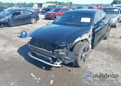 2019 Volvo S60 T5 Inscription z USA, uszkodzony, nr VIN 7JR102FL4KG017820